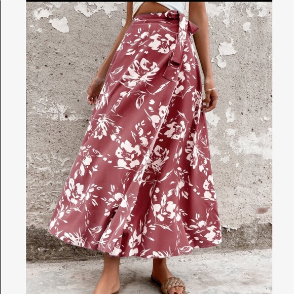 Boho Floral Print Belted Skirt - Picture 8 of 13